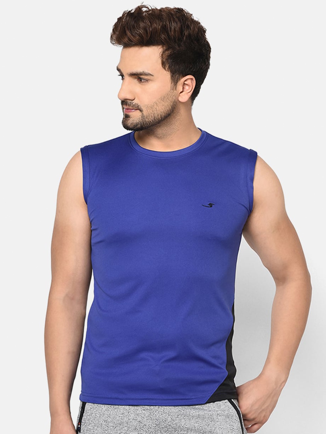 

V2 Value & Variety Men Blue Cotton T-shirt