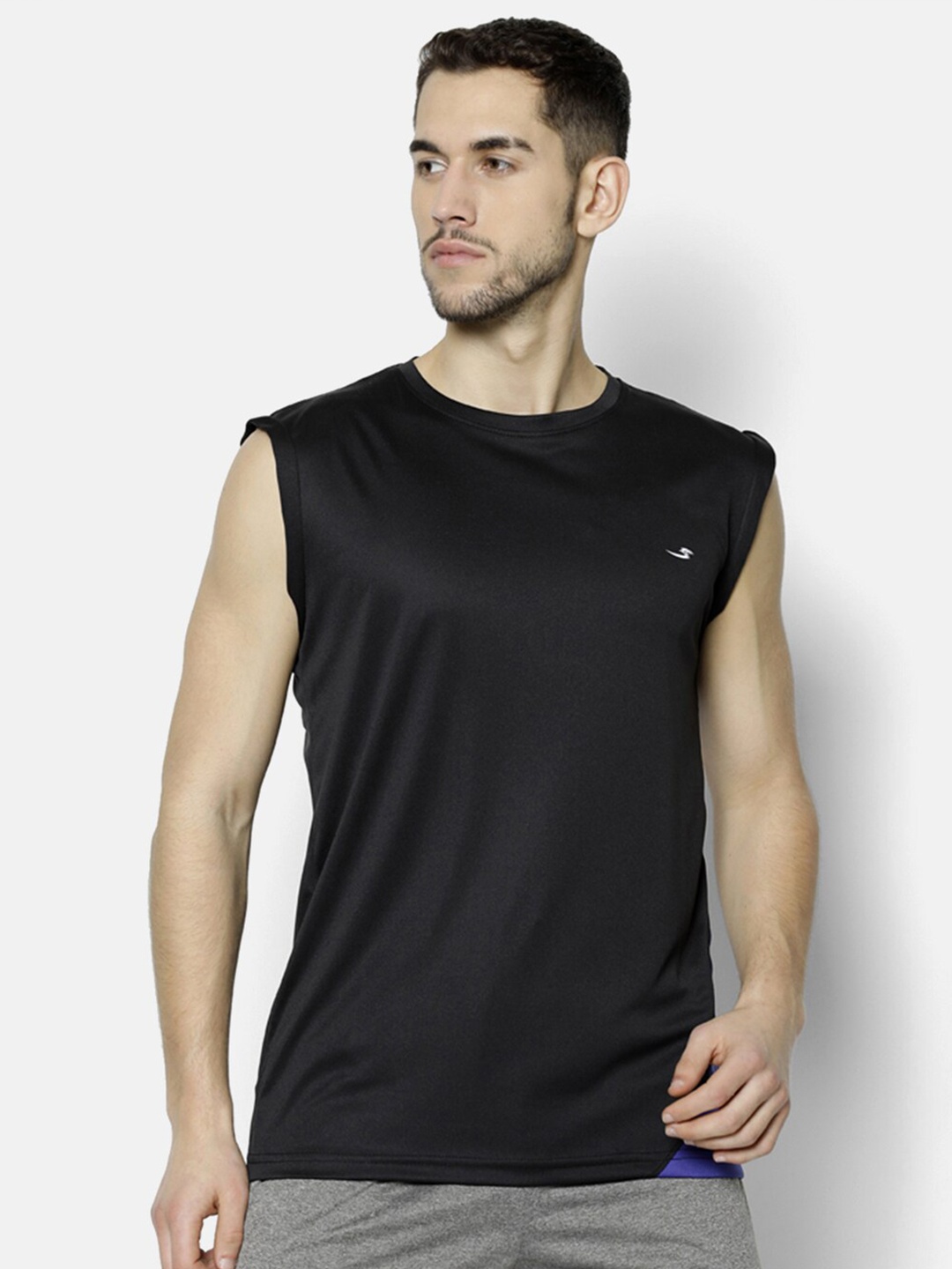 

V2 Value & Variety Men Black Cotton T-shirt