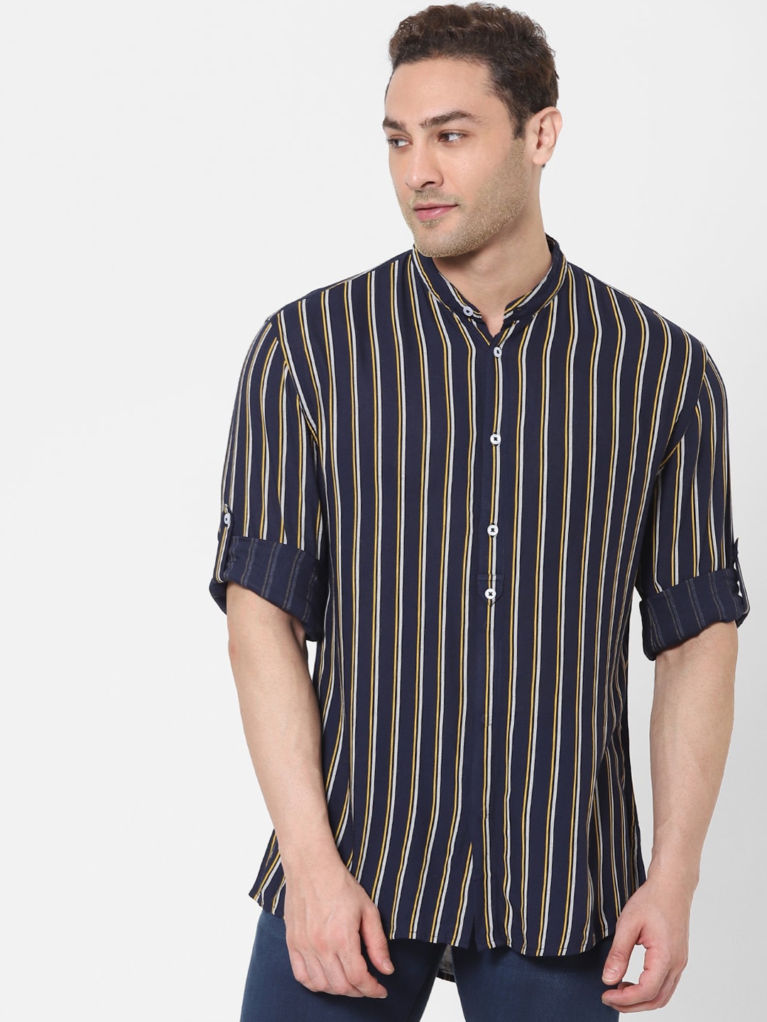 

Celio Men Navy Blue & Yellow Slim Fit Vertical Striped Casual Shirt