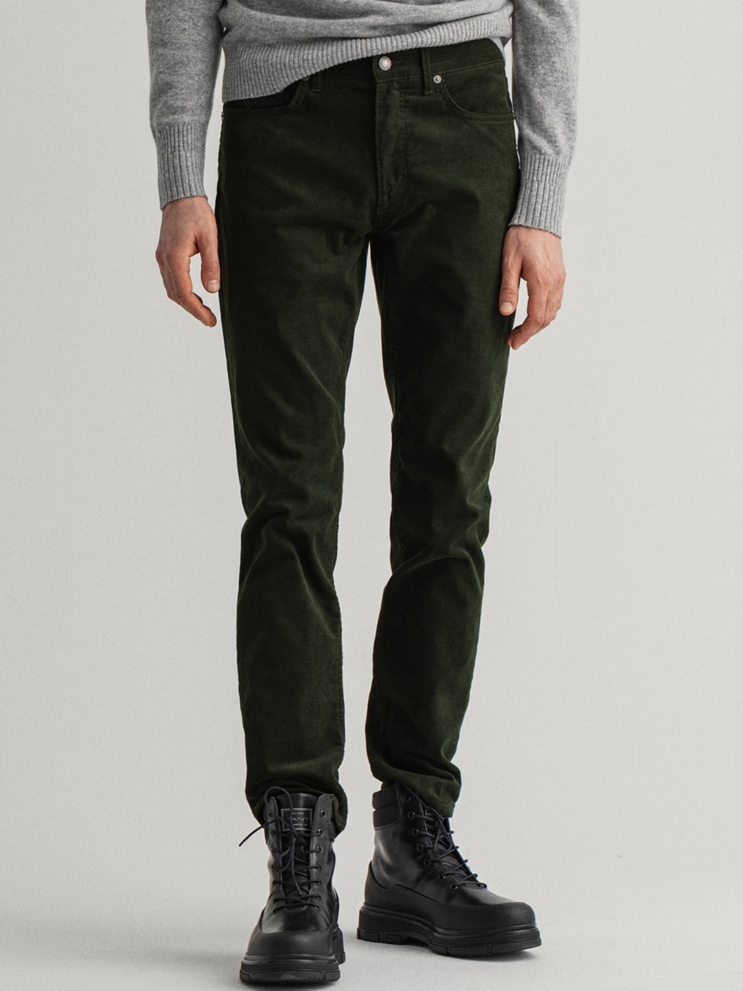 

GANT Men Green Slim Fit Trousers