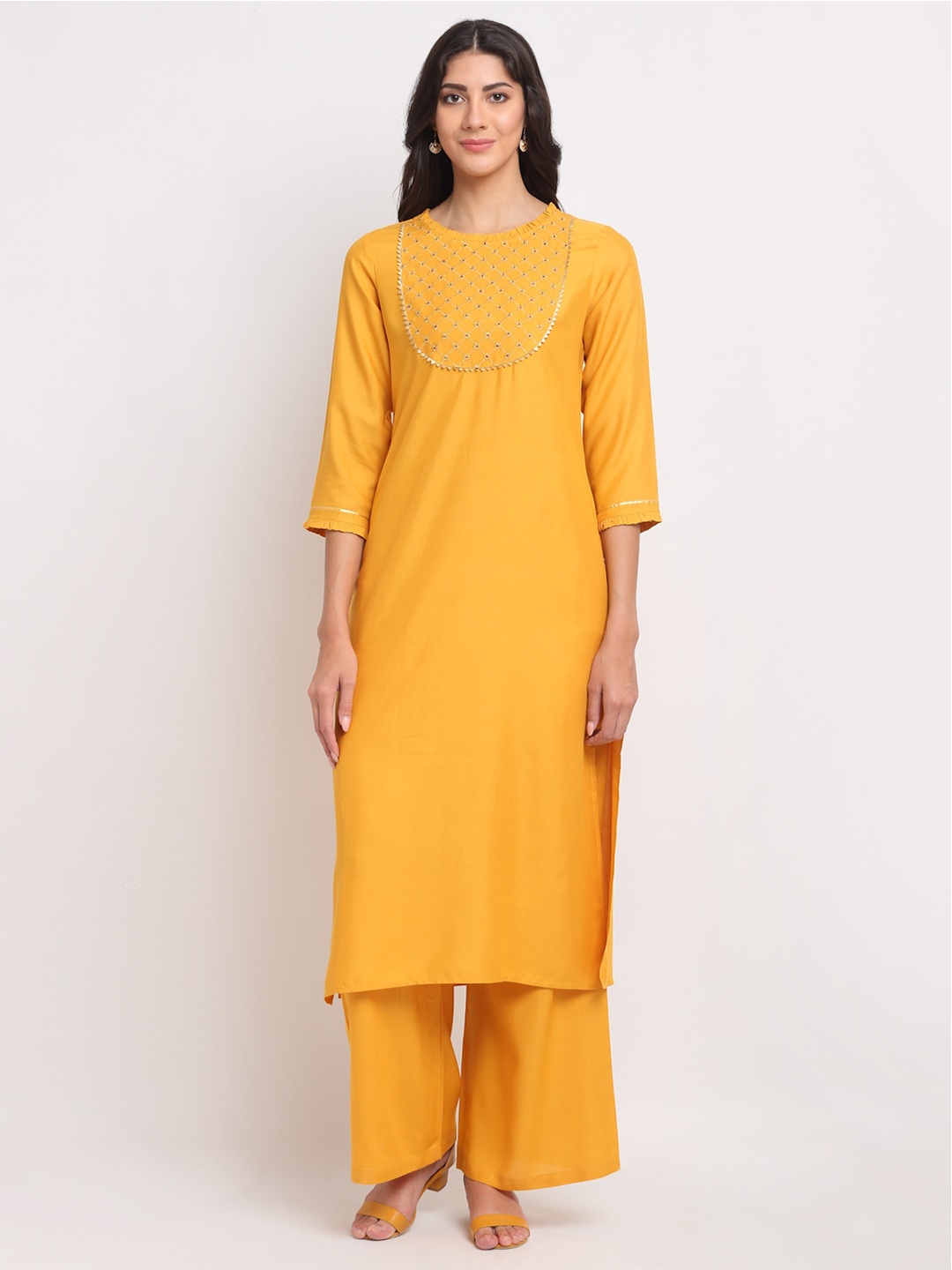

BLANC9 Women Yellow Embroidered Gotta Patti Kurta