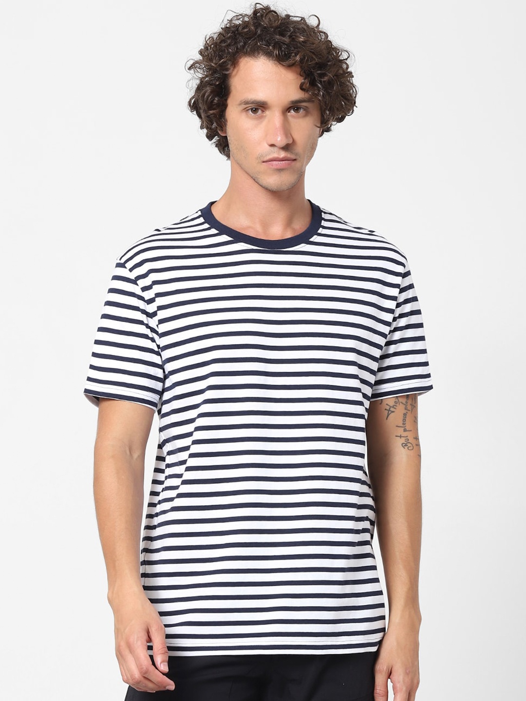 

Celio Men Navy Blue White Horizontal Striped Cotton Pure Cotton T-shirt