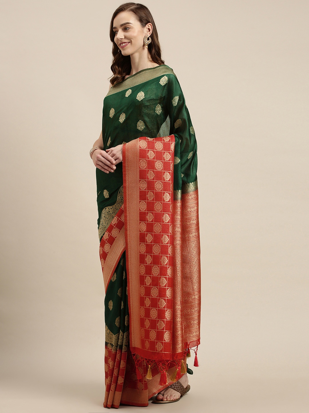 

Mitera Green & Gold Ethnic Motifs Zari Art Silk Kanjeevaram Saree