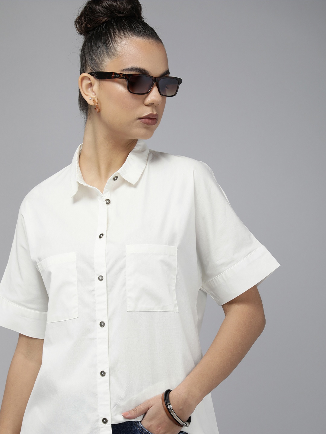 

Roadster Women Off White Solid Pure Cotton Casual Shirt