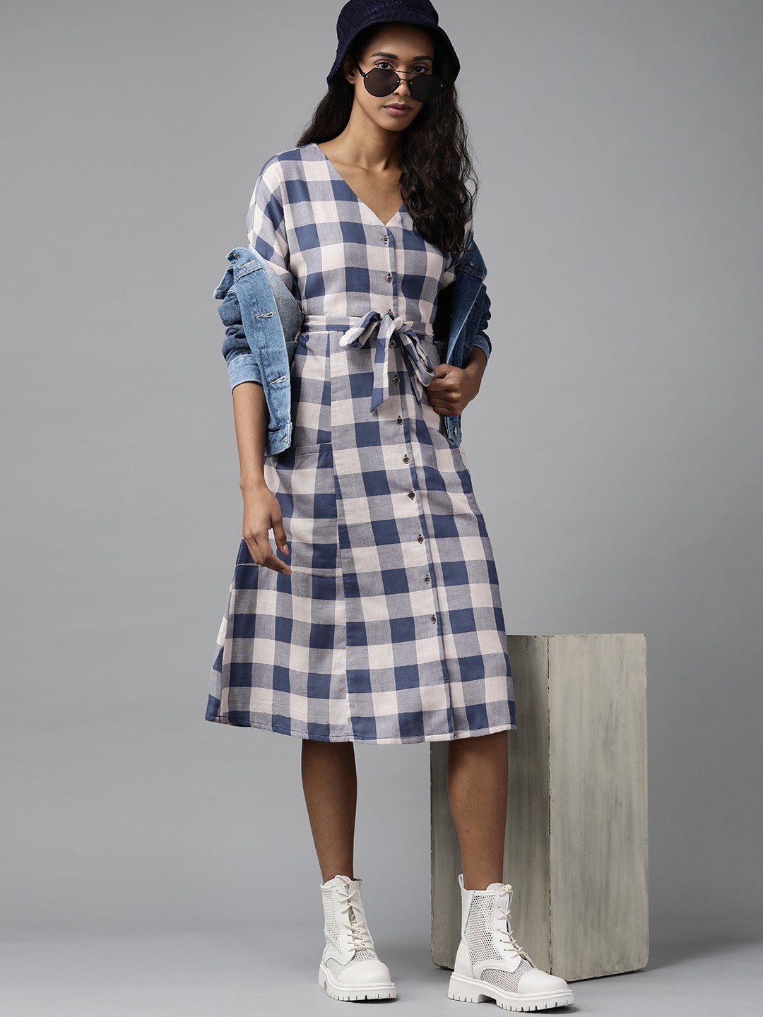 

Roadster Women Blue & Beige Pure Cotton Checked Shirt Dress