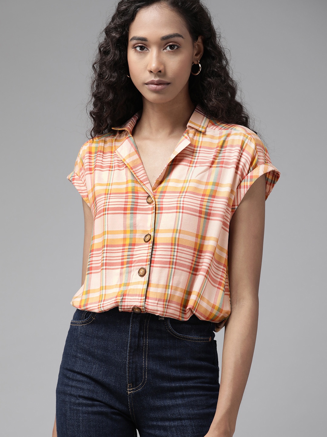 

Roadster Women Pink & Green Tartan Checks Casual Shirt