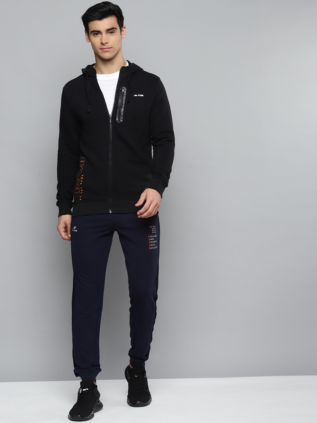

Alcis Men Black Solid Hooded Sweatshirt with Printed Details