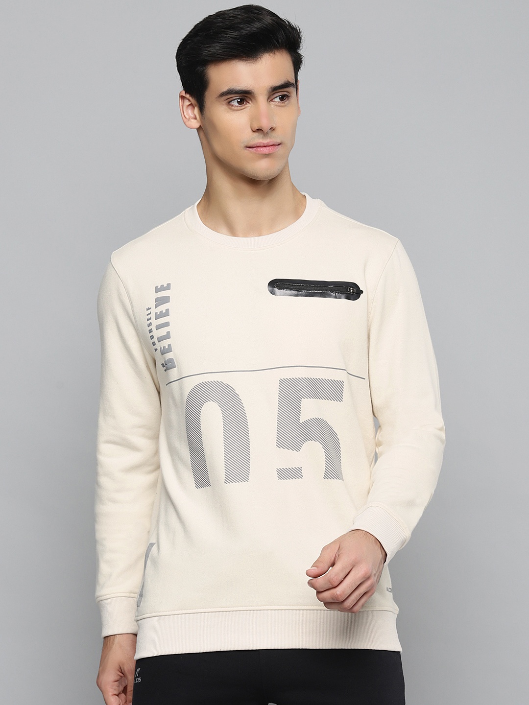 

Alcis Men Cream-Coloured & Grey Printed Sweatshirt