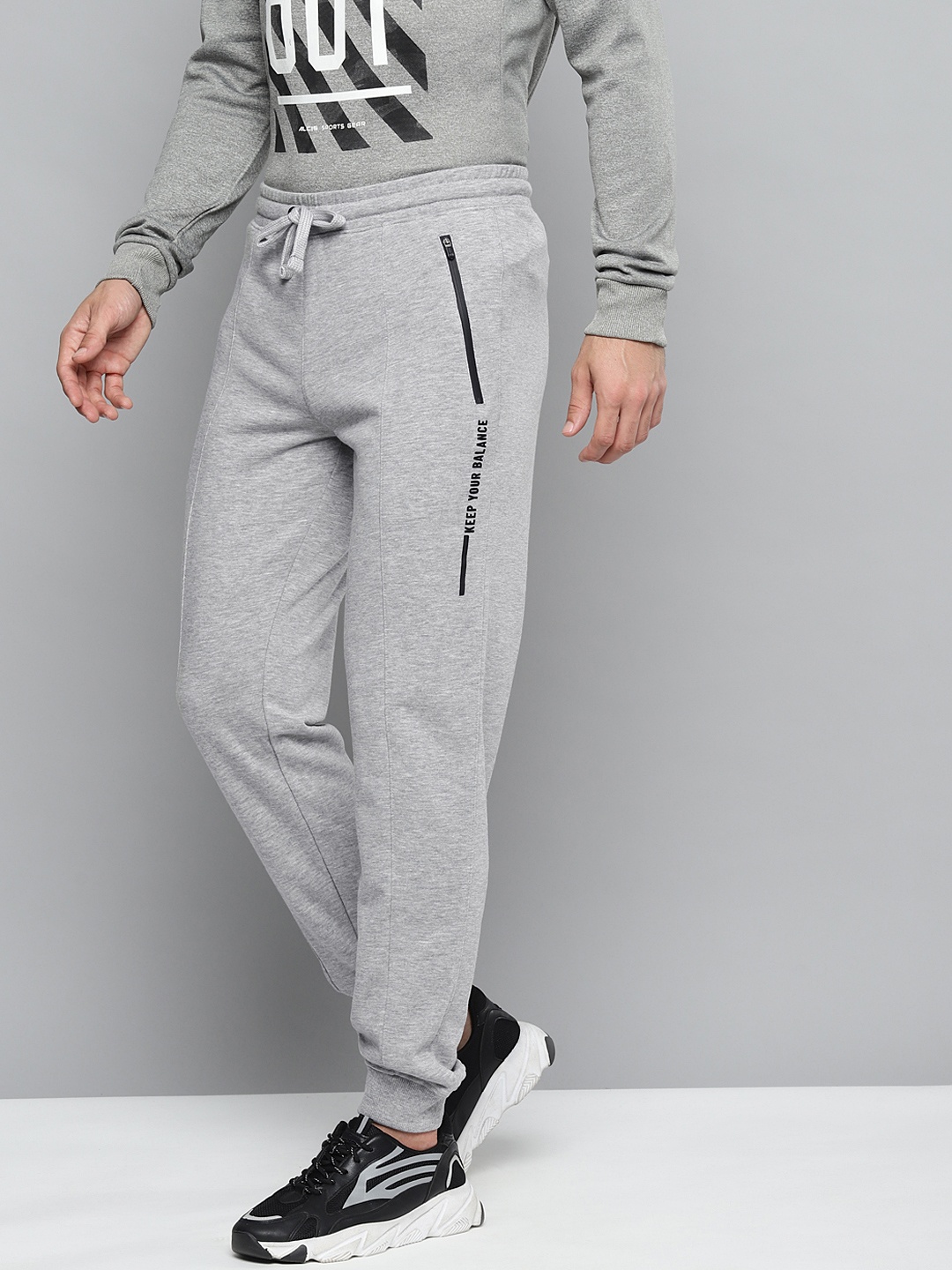 

Alcis Men Grey Melange Solid Slim Fit Joggers