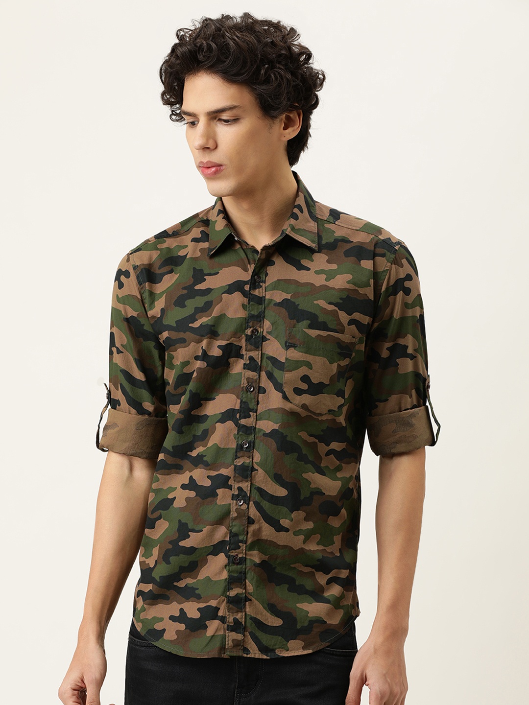 

IVOC Men Green & Khaki Camouflage Printed Casual Shirt