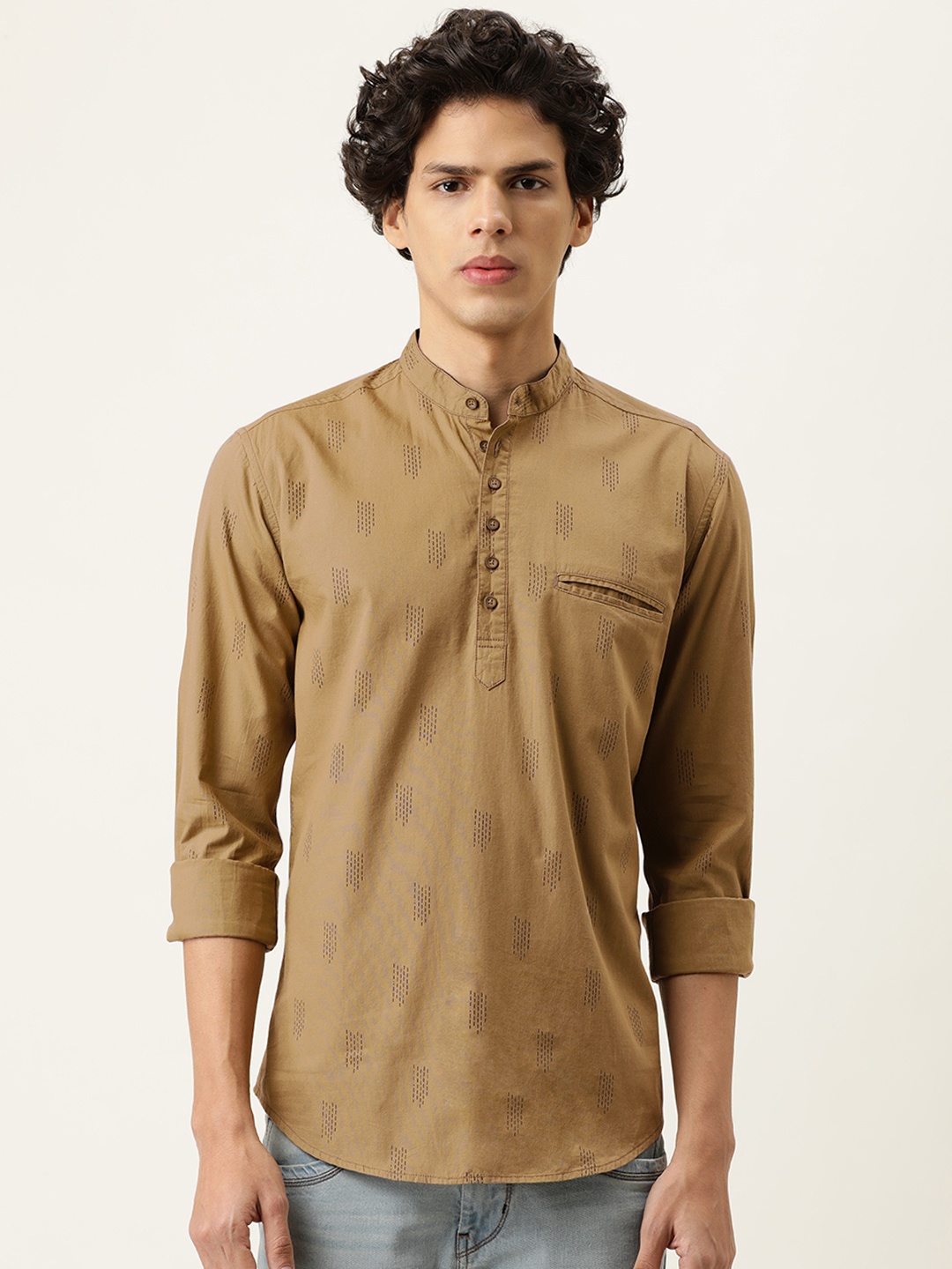 

IVOC Men Khaki & Black Printed Slim Fit Above Knee Kurta