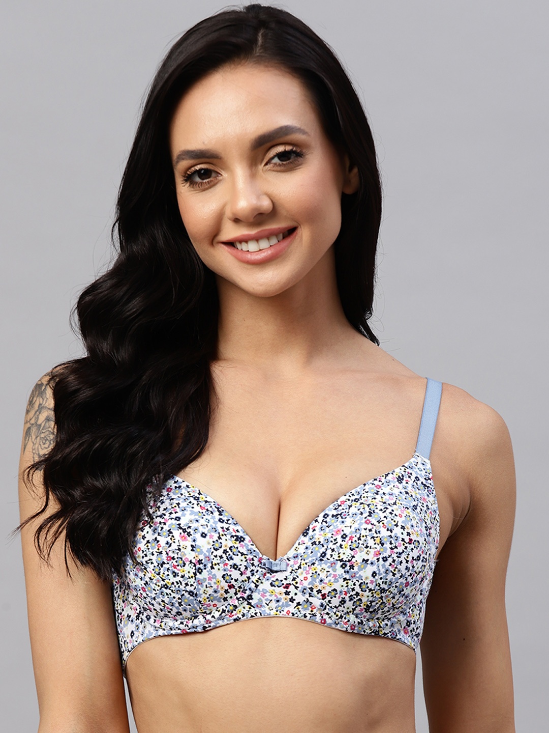 

Marks & Spencer White & Blue Floral Printed T-shirt Bra - Underwired Lightly Padded