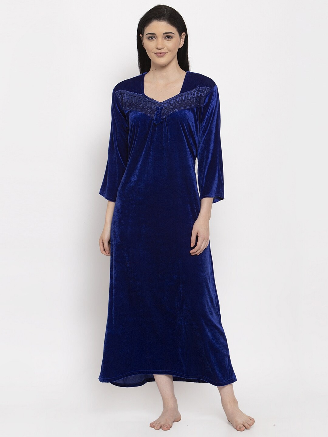 

Secret Wish Women Blue Solid Velvet Maxi Nightdress