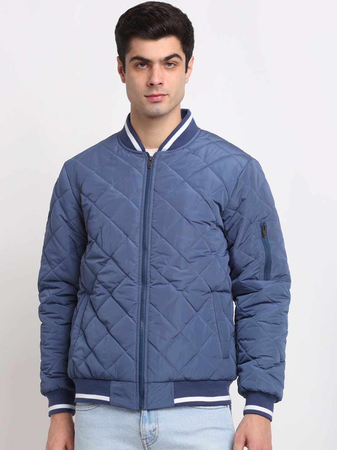 

PERFKT-U Men Blue Lightweight Quilted Jacket