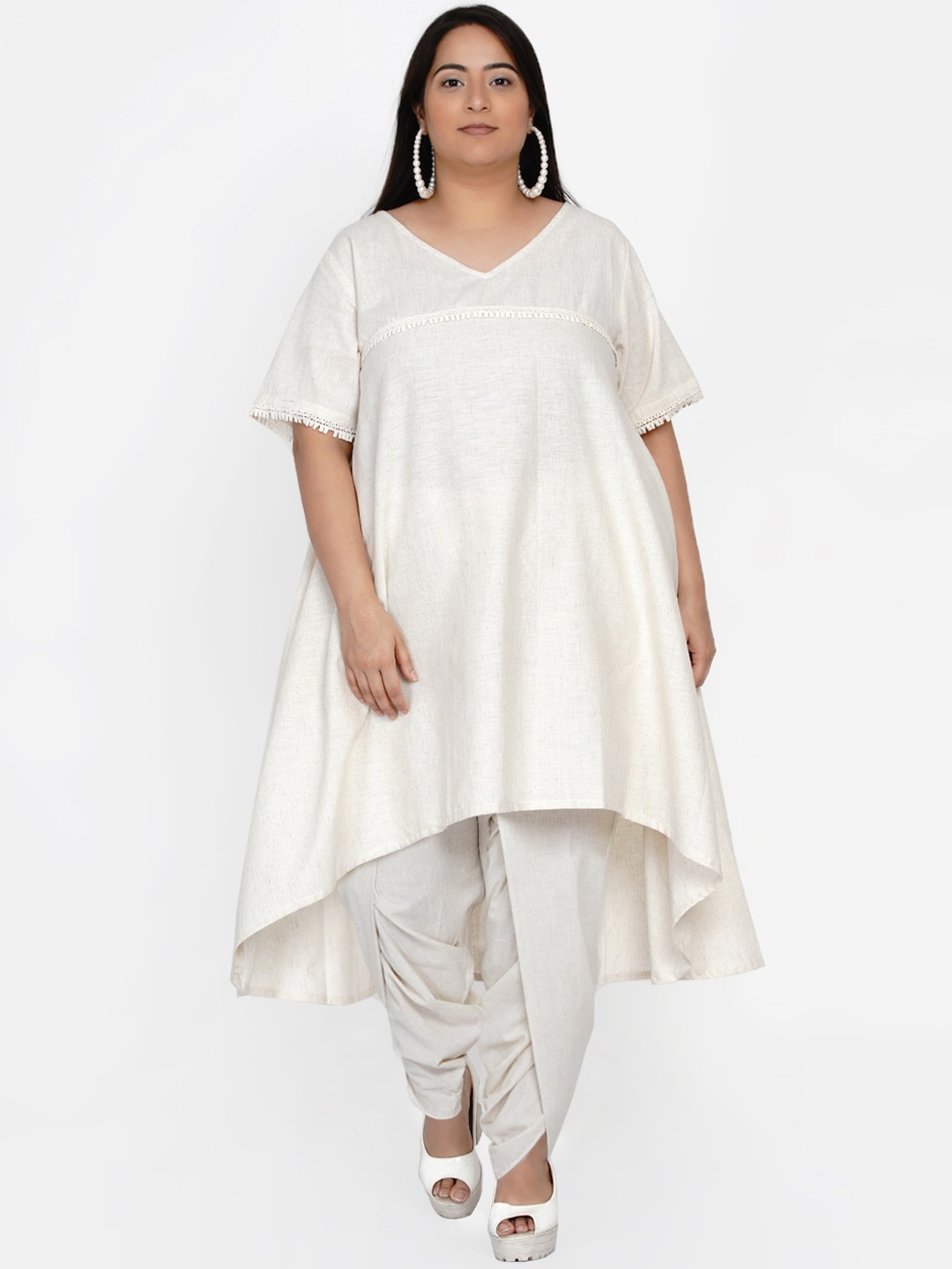 

Fabnest Curve Women Off White Kurta