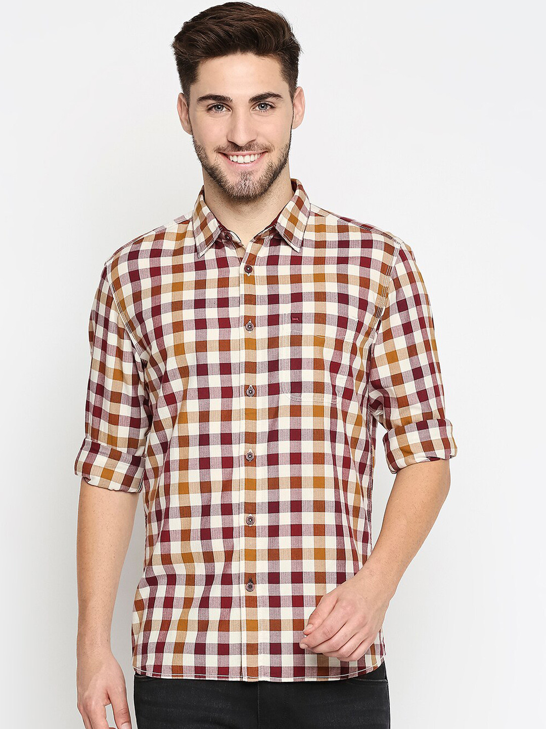 

Basics Men Maroon & Off White Pure Cotton Slim Fit Checked Casual Shirt