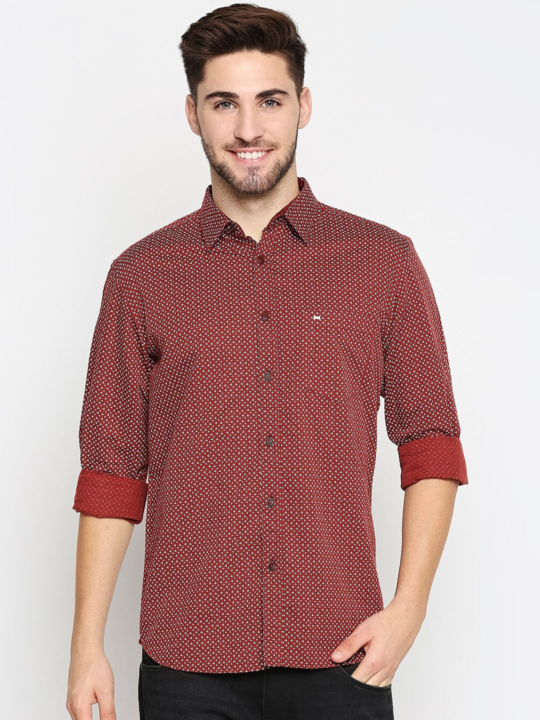 

Basics Men Maroon Slim Fit Printed Casual Shirt