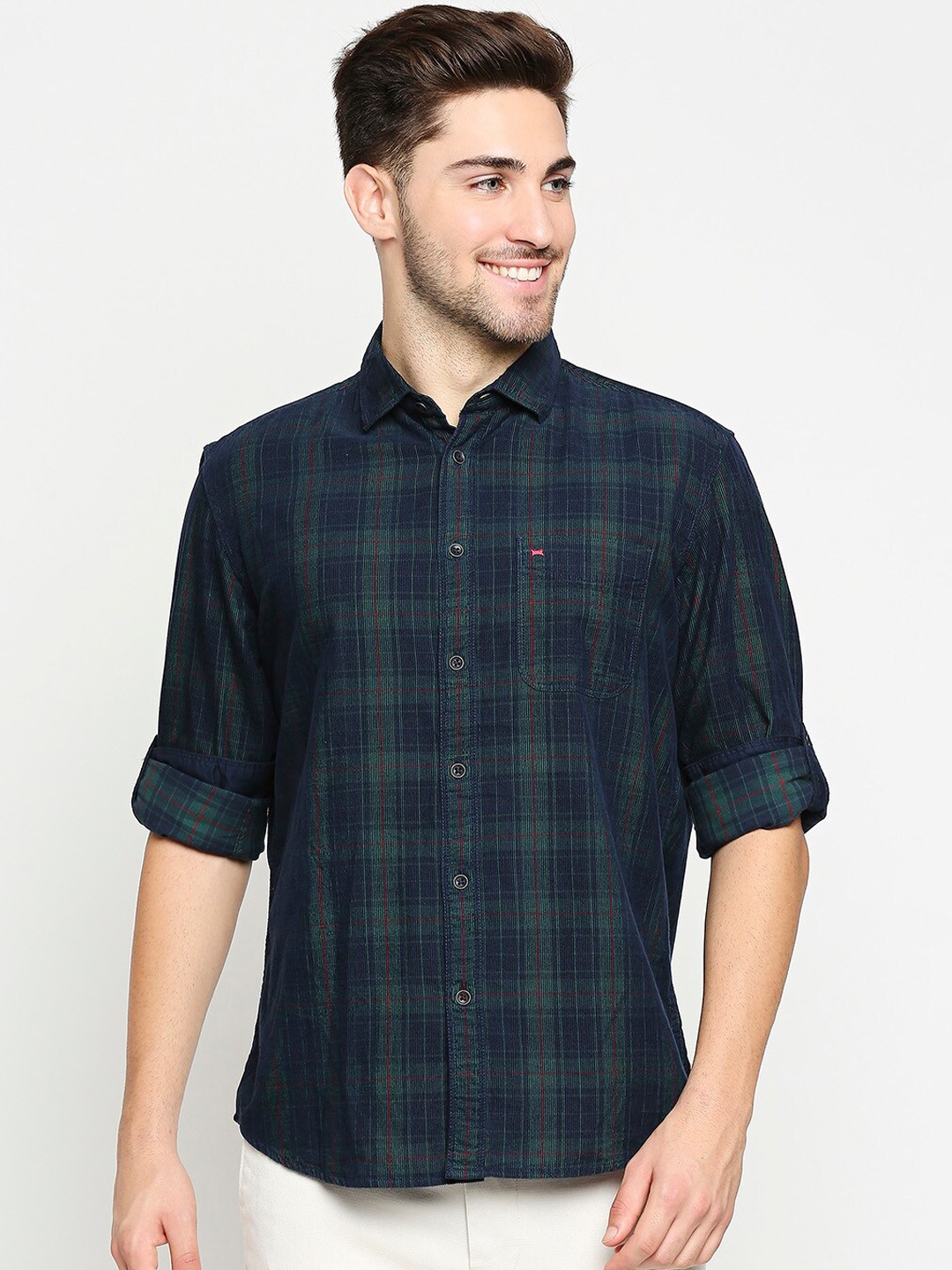 

Basics Men Green & Navy Blue Pure Cotton Slim Fit Tartan Checked Casual Shirt