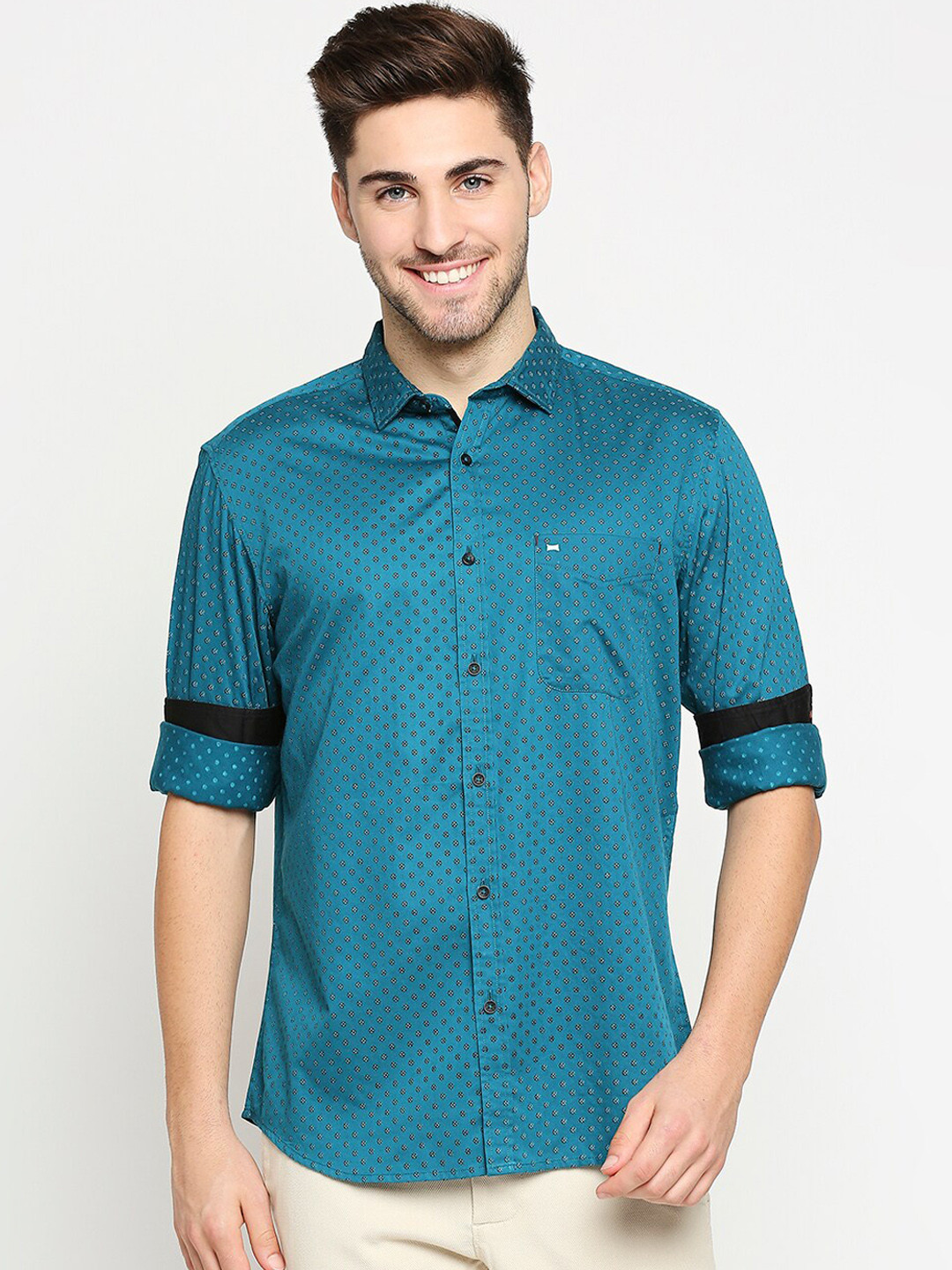 

Basics Men Teal Green Pure Cotton Slim Fit Printed Casual Shirt