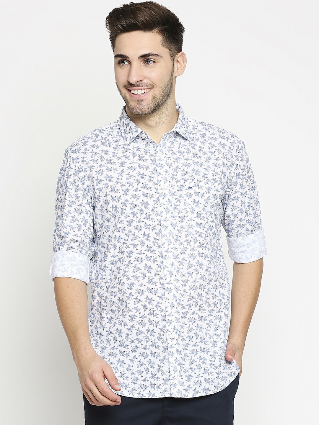 

Basics Men White Pure Cotton Slim Fit Floral Printed Casual Shirt