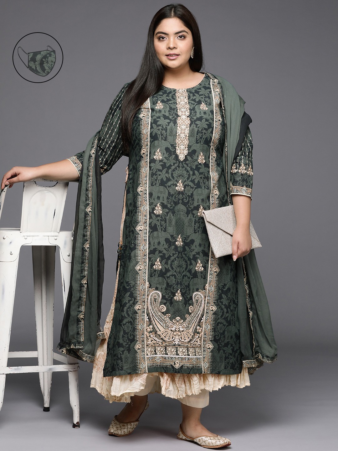 

Biba Women Grey Ethnic Motifs Printed Layered Pure Cotton Plus Size Kurta Sets