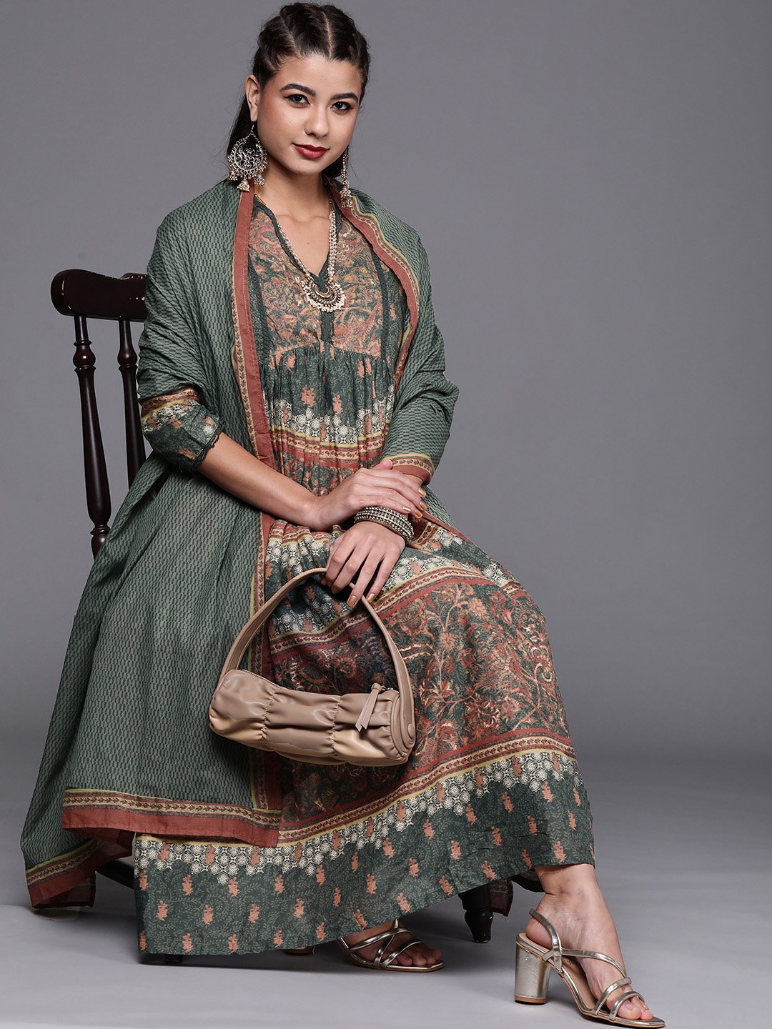 

Biba Women Green & Beige Motifs Print Cotton Kurta with Trousers & Dupatta