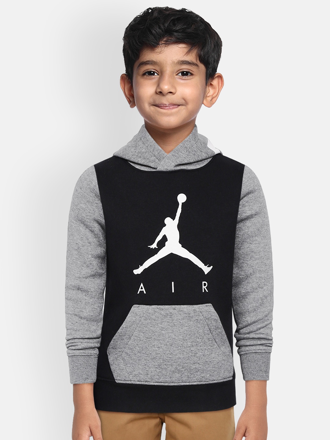

Jordan Boys Black & Grey Jumpman Air Logo Hoodie