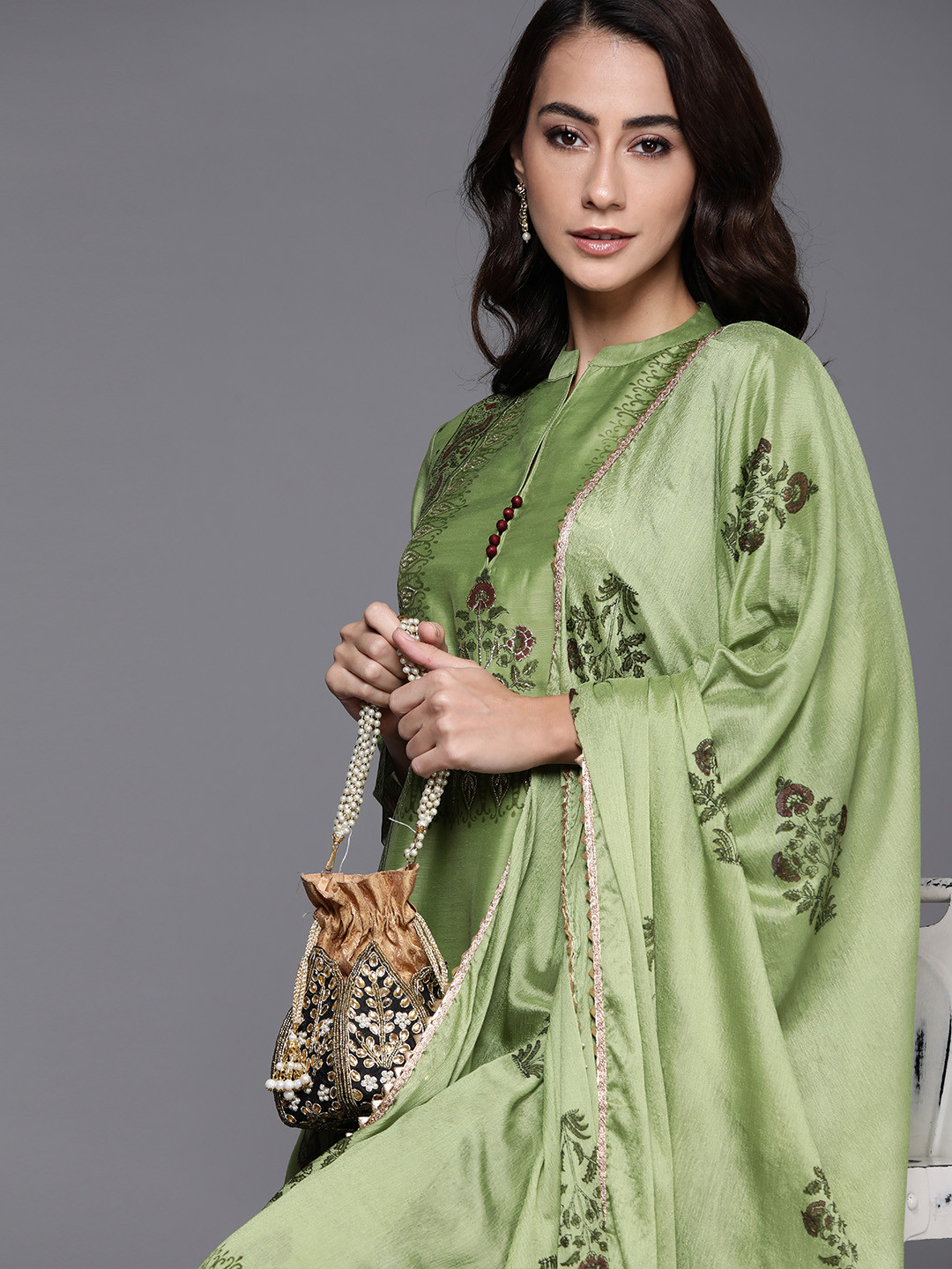 

Libas Women Green & Maroon Floral Motifs Print Chanderi Silk Kurta with Palazzos & Dupatta