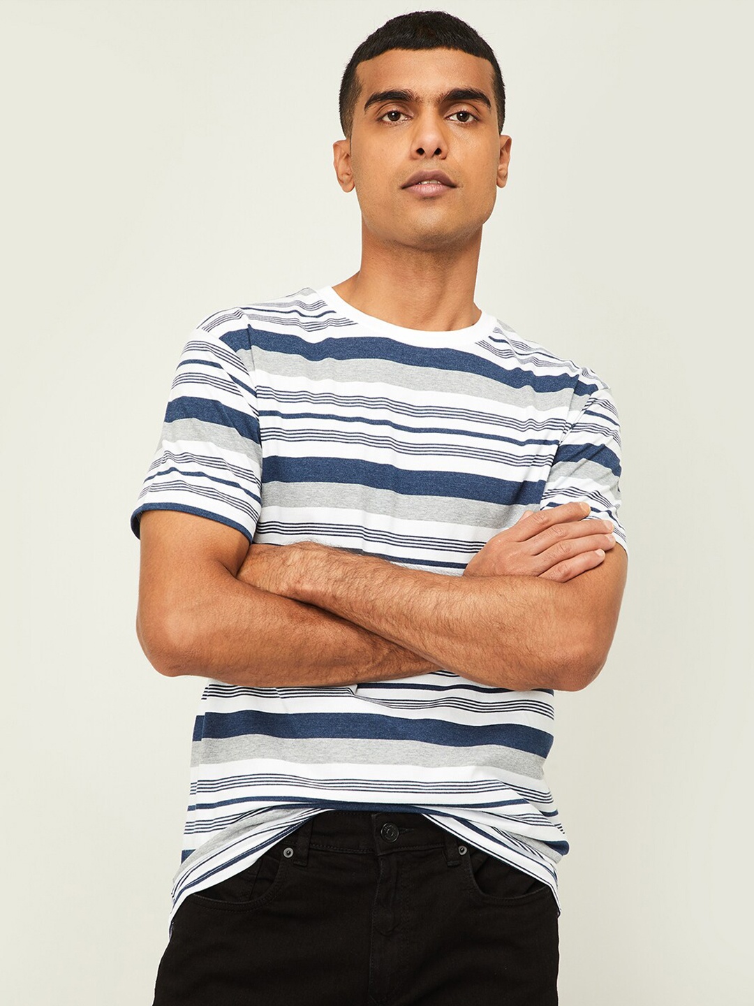 

Denimize by Fame Forever Men White & Blue Striped Slim Fit T-shirt