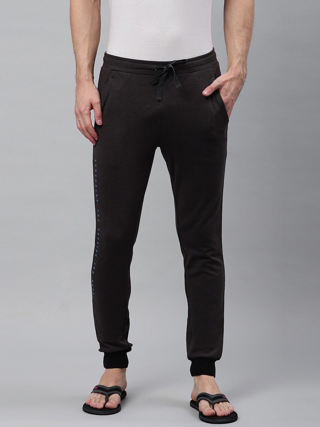 

Sweet Dreams Men Charcoal Grey Solid Lounge Pants