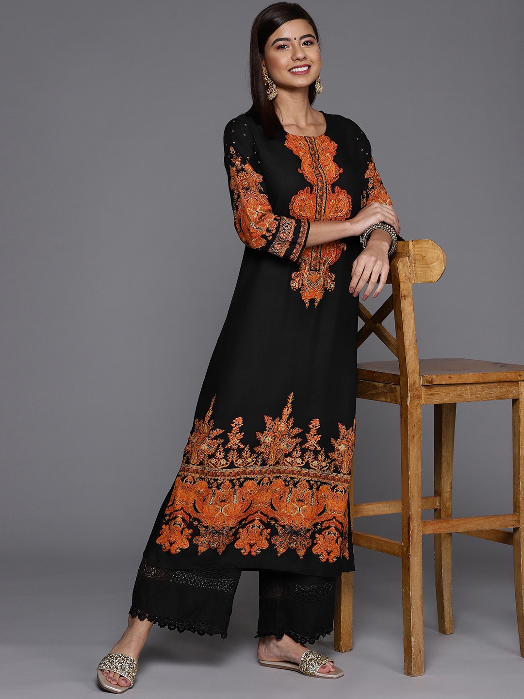 

Biba Women Black & Orange Ethnic Motifs Printed Kurta with Mask