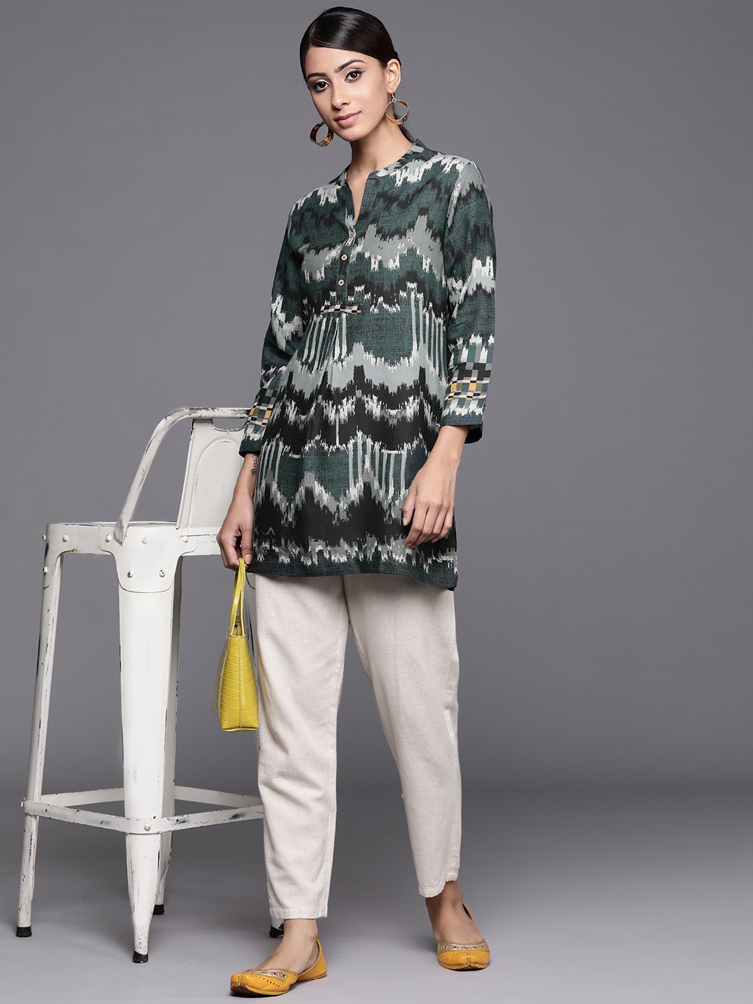 

Biba Charcoal Grey & Green Printed Kurti