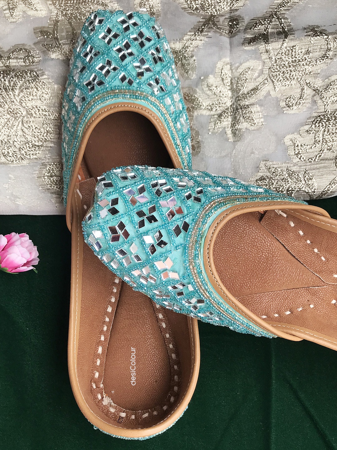 

DESI COLOUR Women Sea Green Printed Leather Ethnic Mojaris Flats