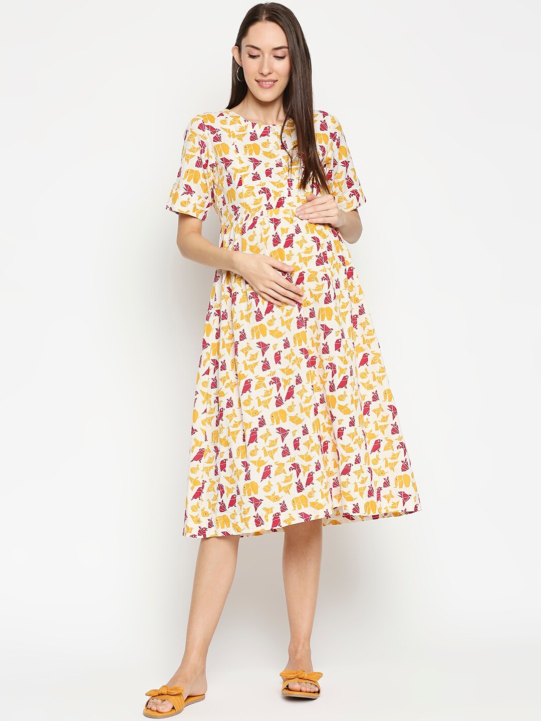 

AV2 Yellow Floral Printed Maternity Midi Dress