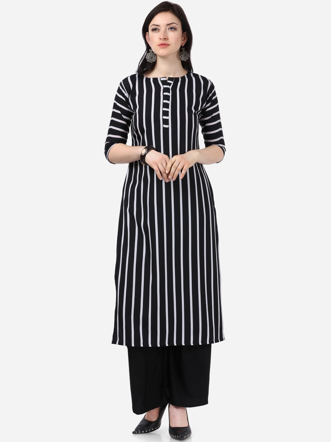 

SAADHVI Women Black & White Striped Crepe Kurta