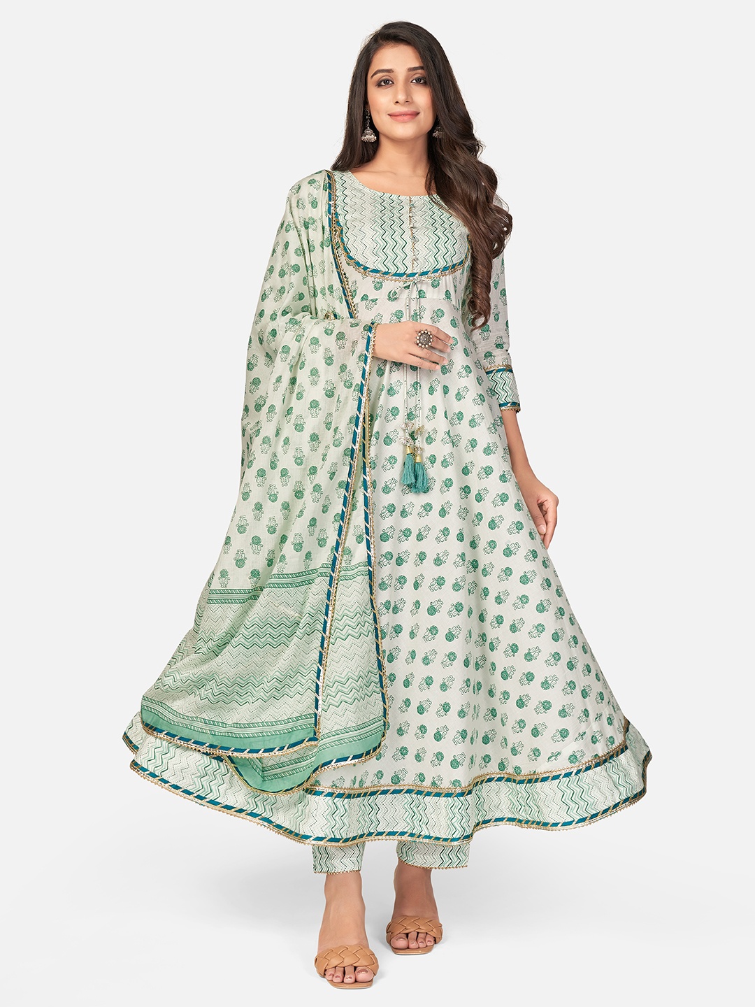 

Vbuyz Women Green Ethnic Motifs Printed Regular Gotta Patti Pure Cotton Kurta with Churidar & With Dupatta