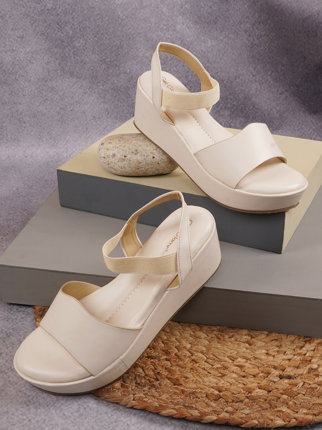 

Get Glamr Cream-Coloured Flatform Sandals