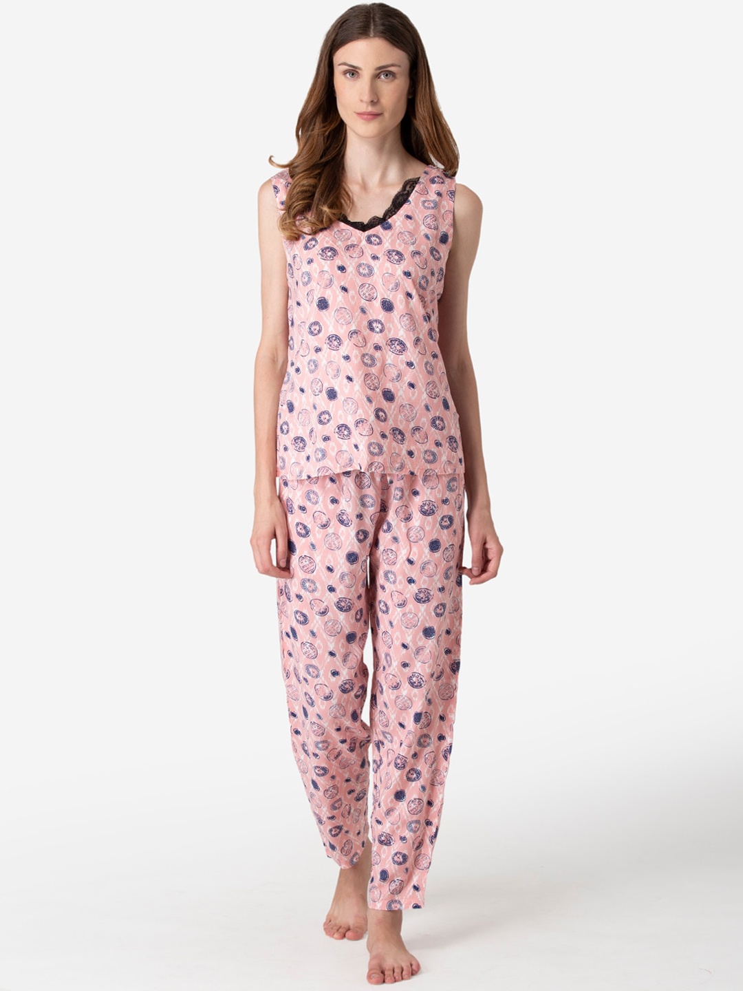 

Fluffalump Women Peach-Coloured & Blue Printed Night suit