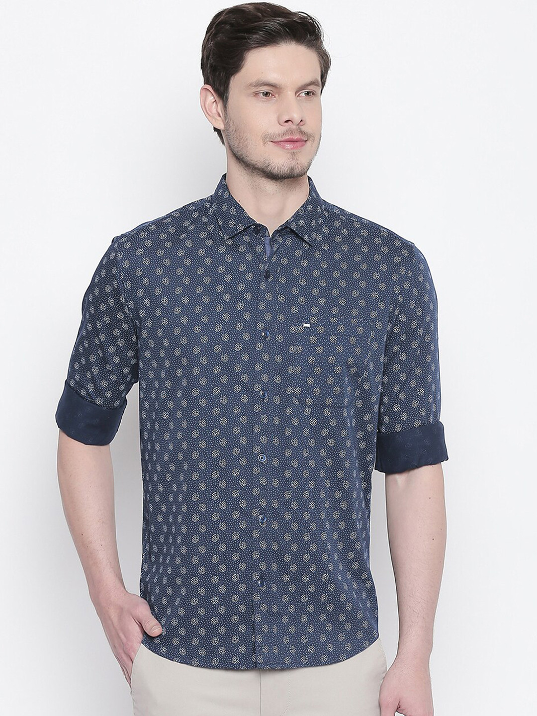 

Basics Men Navy Blue Slim Fit Printed Casual Shirt
