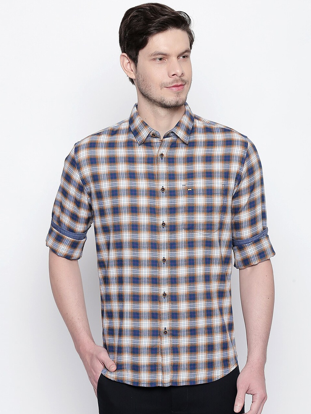 

Basics Men Brown Slim Fit Checked Casual Shirt