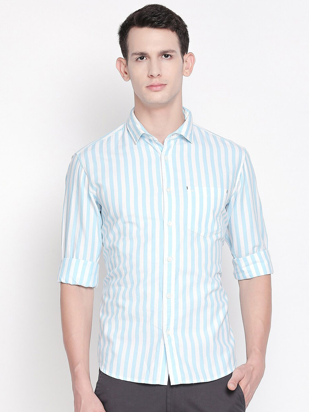 

Basics Men Blue Slim Fit Striped Casual Shirt