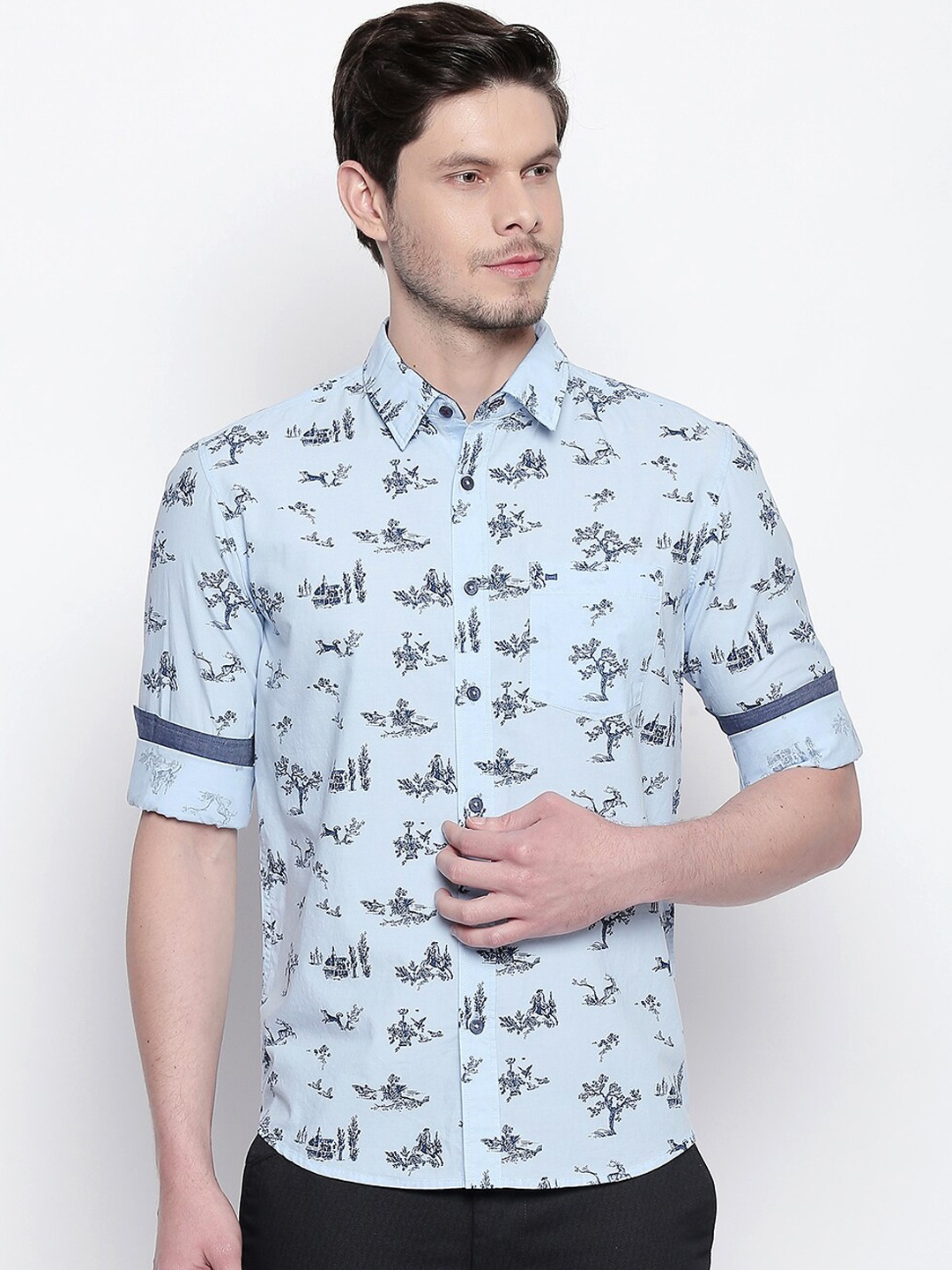 

Basics Men Blue Slim Fit Printed Casual Shirt