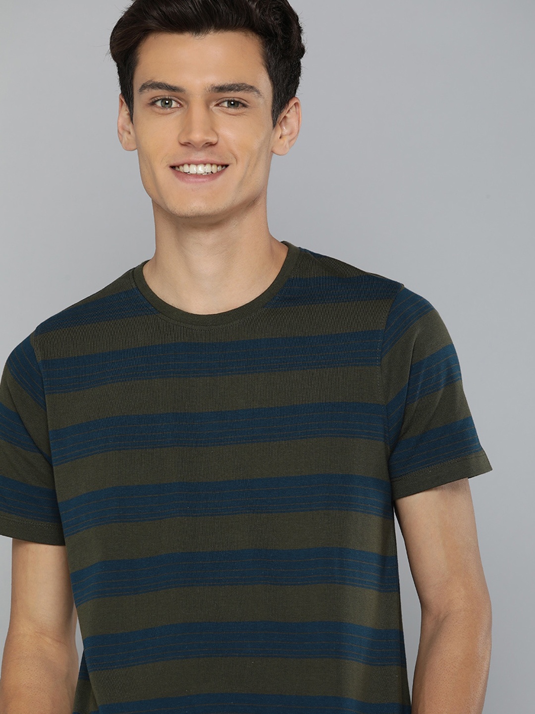 

Mast & Harbour Men Olive Green & Navy Blue Striped Pure Cotton Casual T-shirt