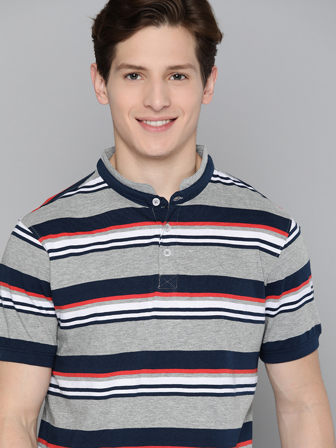 

Mast & Harbour Men Grey Melange & Navy Blue Striped T-shirt