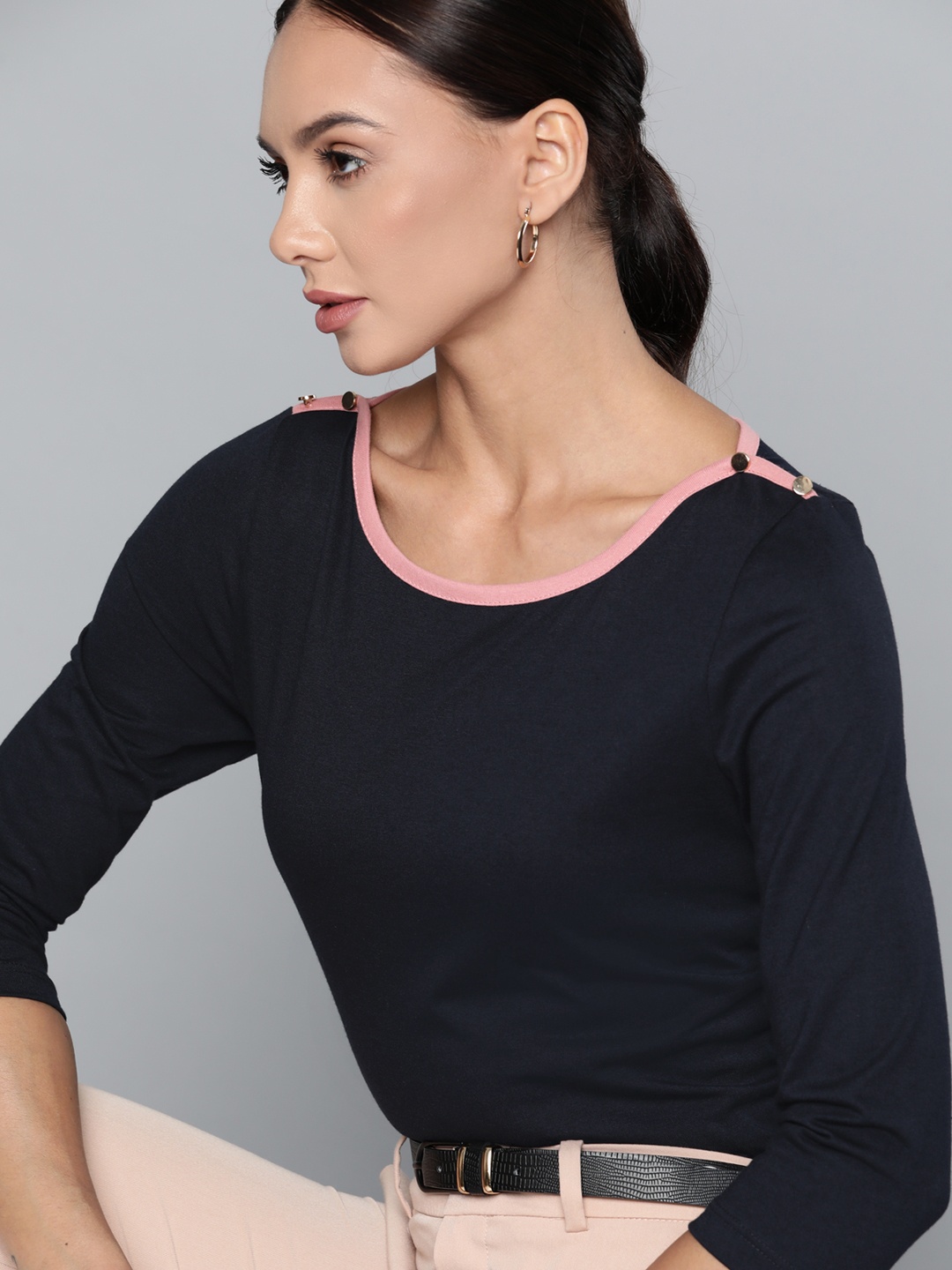 

Chemistry Women Navy Blue Pure Cotton Colourblocked T-shirt