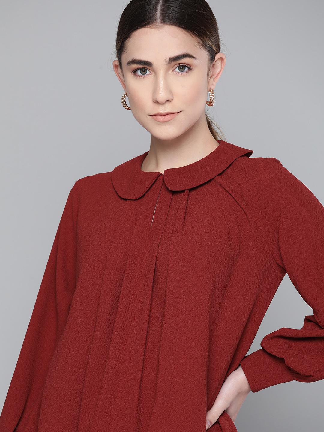 

Chemistry Maroon Solid Peter Pan Collar Top