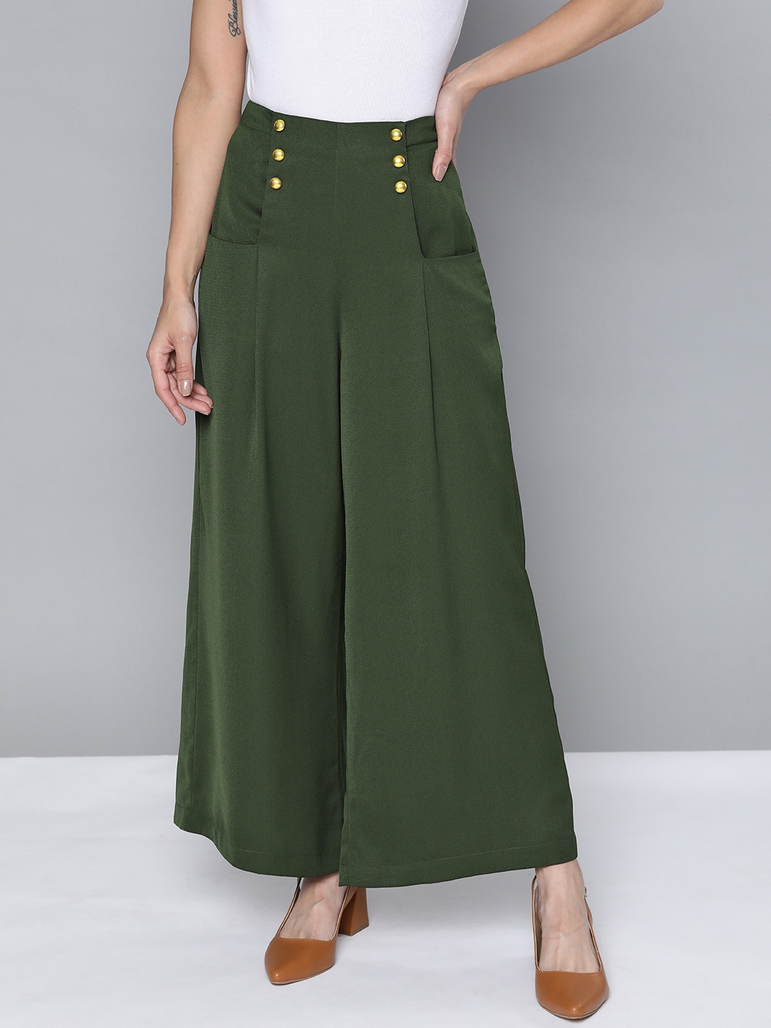 

Chemistry Women Olive Green Solid Wide Leg Pants