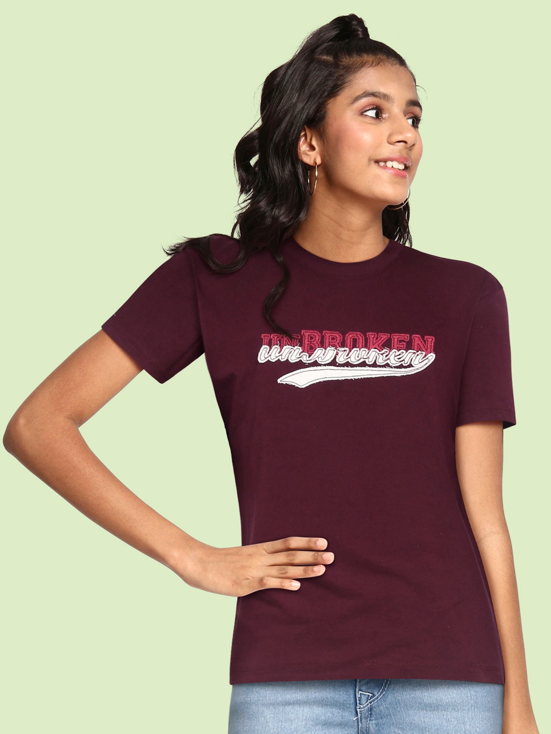 

UTH by Roadster Girls Burgundy Cotton Typography Applique T-shirt