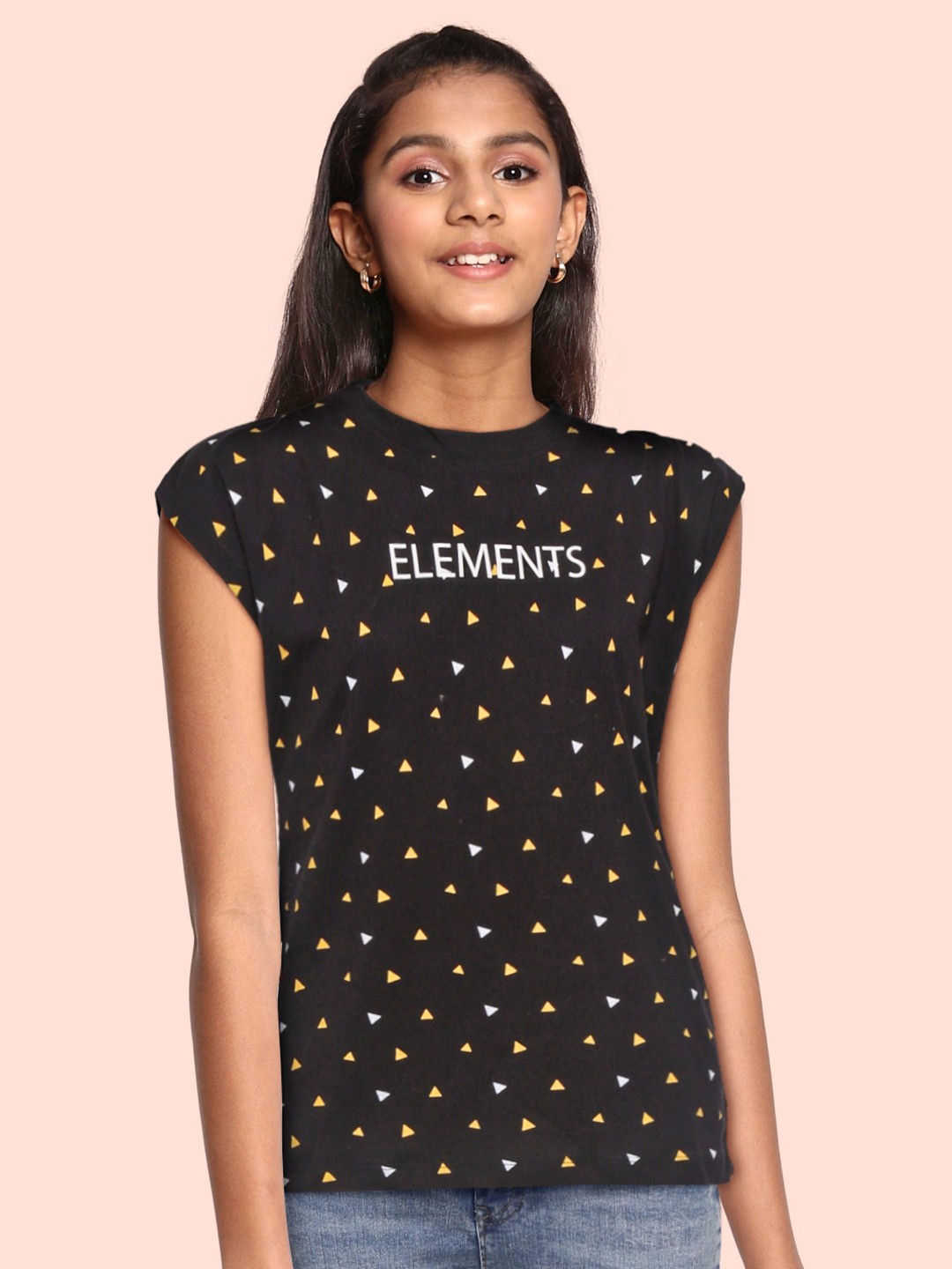 

UTH by Roadster Girls Black & Yellow Cotton Geometric Ditsy Print Extended Sleeves T-shirt