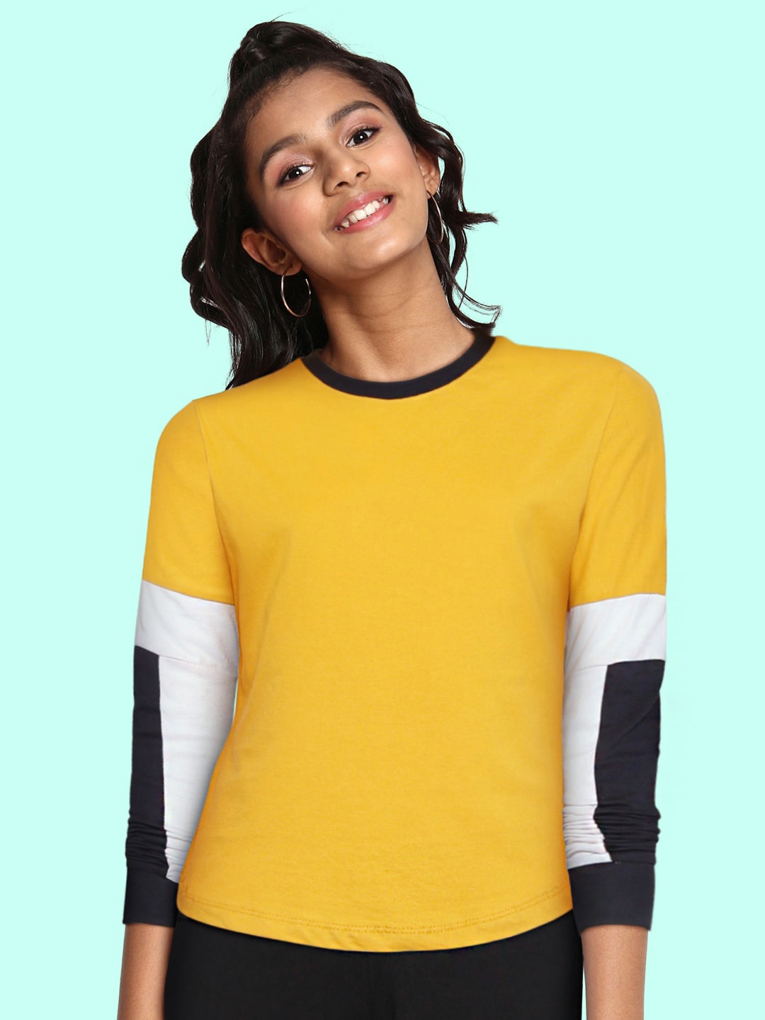 

UTH by Roadster Girls Mustard Yellow & White Solid Drop-Shoulder Sleeves T-shirt